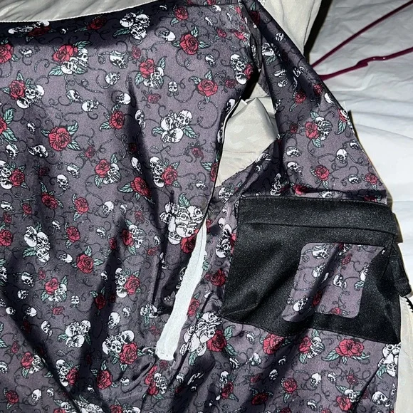 Ride snowboarding jacket 🧥 in good used condition worn 2-3 times - Picture 8 of 12